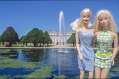 gb_england_lo_hamptoncourt_fountain