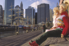 usa_ny_p17_sitting